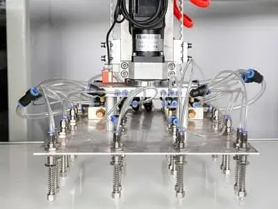 Stacking & robot arm